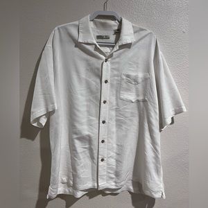 Batik Bay Button Down Men’s Shirt Size XL Hawaiian Style white
